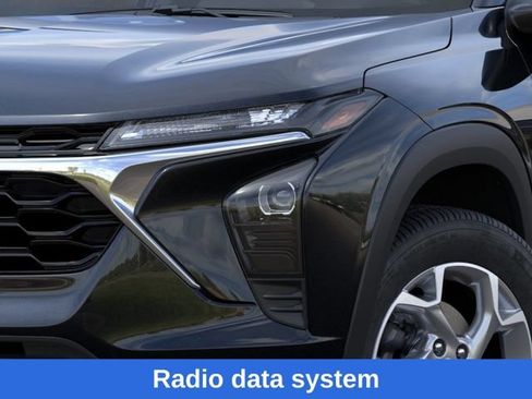New 2026 Chevrolet Trax LS w/ LS Convenience Package FWD image 11