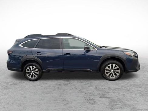 Used 2024 Subaru Outback Premium w/ Popular Package #1 AWD/4WD image 4