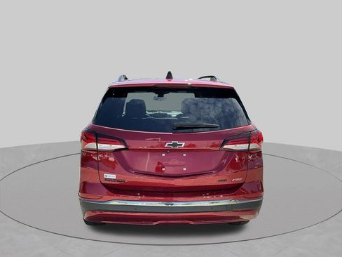 Used 2023 Chevrolet Equinox RS w/ RS Leather Package AWD/4WD image 8