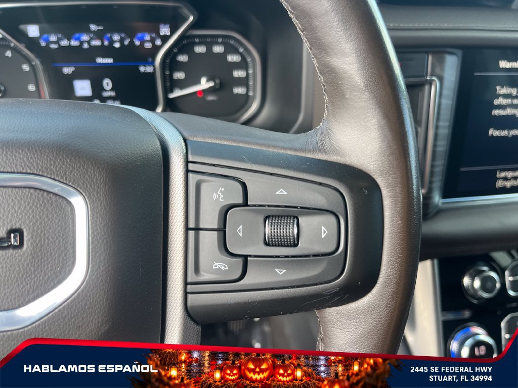 Used 2021 GMC Yukon XL Denali w/ Denali Premium Package AWD/4WD image 19