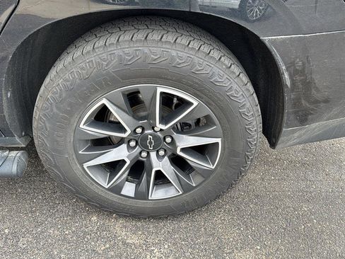 Used 2022 Chevrolet Tahoe Z71 w/ Off-Road Capability Package image 7