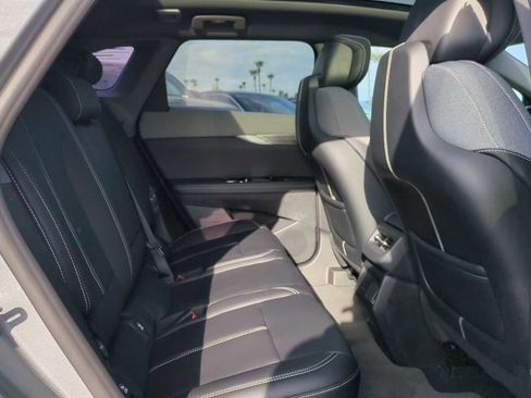 New 2025 Cadillac Optiq Luxury 1 image 26