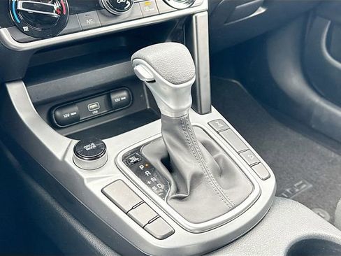 Certified 2023 Kia Seltos LX image 19