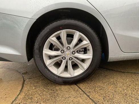 Used 2024 Chevrolet Malibu LT image 24