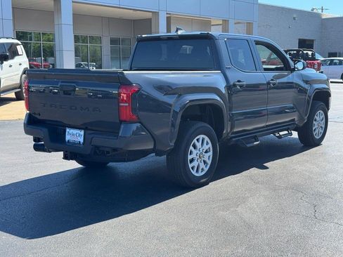 Certified 2025 Toyota Tacoma SR5 AWD/4WD image 3