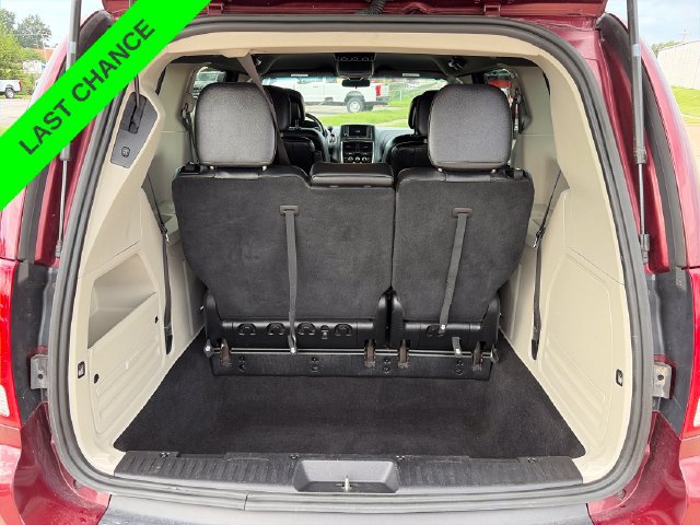 Used 2019 Dodge Grand Caravan SXT FWD image 24