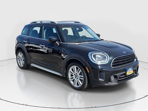 Used 2022 MINI Cooper Countryman FWD image 3