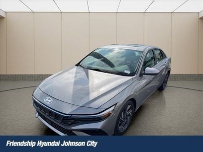 Used 2025 Hyundai Elantra SEL