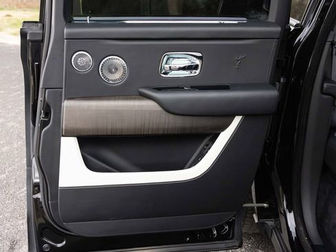 Certified 2019 Rolls-Royce Cullinan image 72