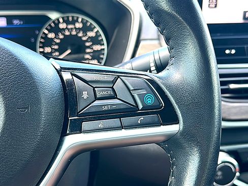 Used 2024 Nissan Altima 2.5 SV w/ SV Premium Package FWD image 29