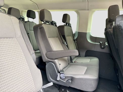 Used 2023 Ford Transit 350 XLT image 30