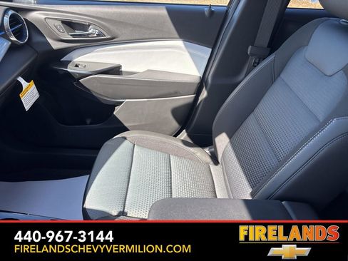 New 2026 Chevrolet Trax LT w/ Driver Confidence Package image 15