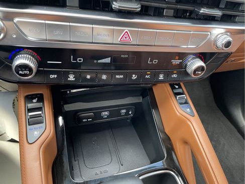 Used 2024 Kia Telluride SX Prestige X-Line AWD/4WD image 30