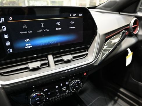 New 2026 Chevrolet Trax RS w/ Sunroof Package image 14