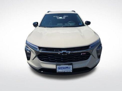 New 2026 Chevrolet Trax RS w/ Driver Confidence Package FWD image 8