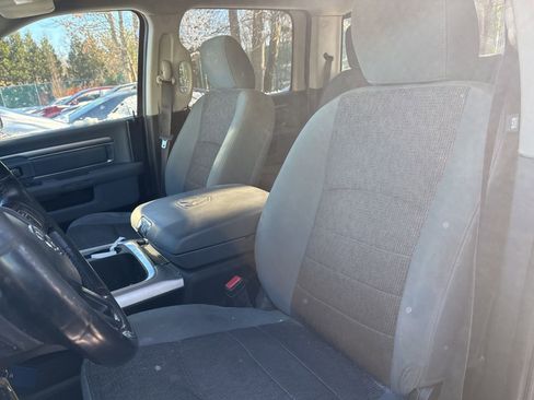 Used 2017 RAM 1500 Big Horn image 12