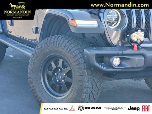 Used 2018 Jeep Wrangler Unlimited Rubicon AWD/4WD image 3