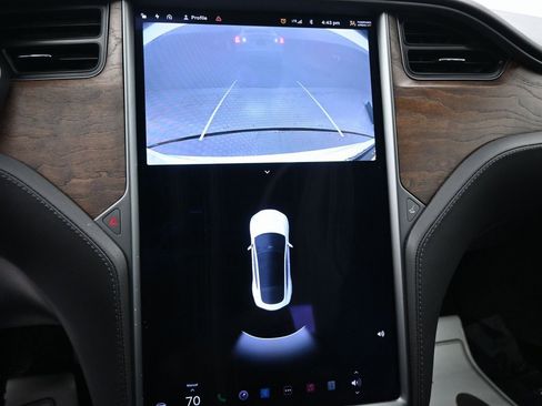 Used 2020 Tesla Model S Long Range Plus image 11