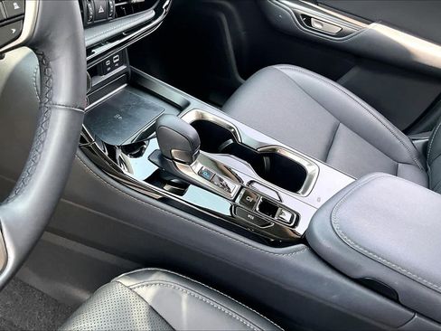 Used 2025 Lexus NX 250 FWD w/ Accessory Package (Z1) image 14