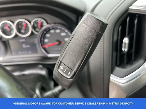 Used 2022 Chevrolet Silverado 1500 RST AWD/4WD image 16