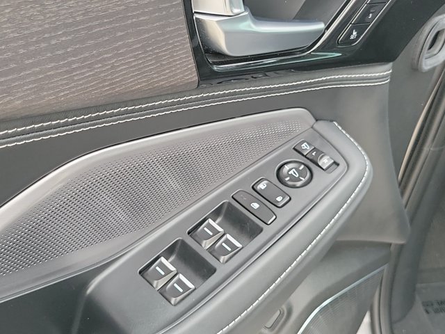 Used 2025 Acura MDX w/ Advance Package AWD/4WD image 21