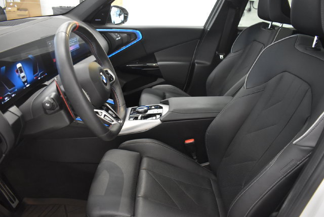 Used 2025 BMW X3 M50 w/ Premium Package AWD/4WD image 22