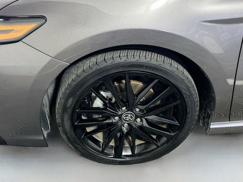 Used 2024 Toyota Camry XSE FWD image 13