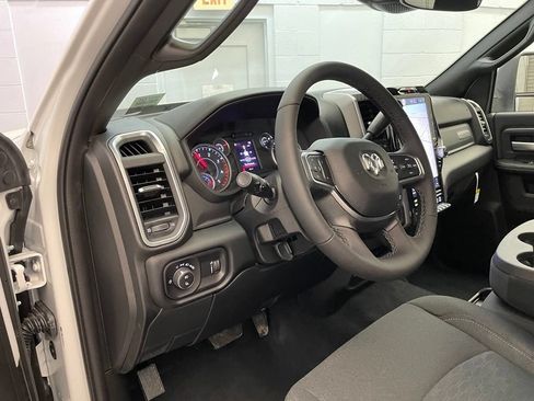 New 2026 RAM 3500 Big Horn AWD/4WD image 17