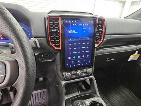 Used 2025 Ford Ranger Raptor AWD/4WD image 13