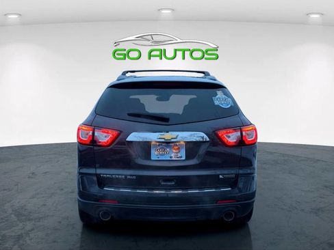 Used 2017 Chevrolet Traverse Premier image 4