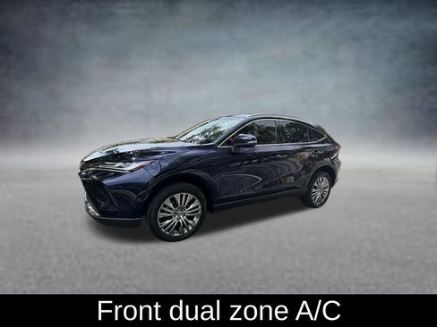 Used 2023 Toyota Venza XLE AWD/4WD image 3