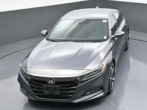Used 2019 Honda Accord Sport image 40