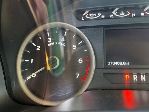 Used 2019 Ford F150 XLT w/ Equipment Group 302A Luxury image 10