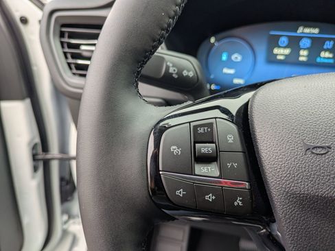 New 2026 Ford Escape Platinum w/ Premium Technology Package image 17