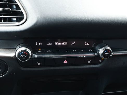 Used 2024 MAZDA CX-30 AWD 2.5 S w/ Preferred Package image 18