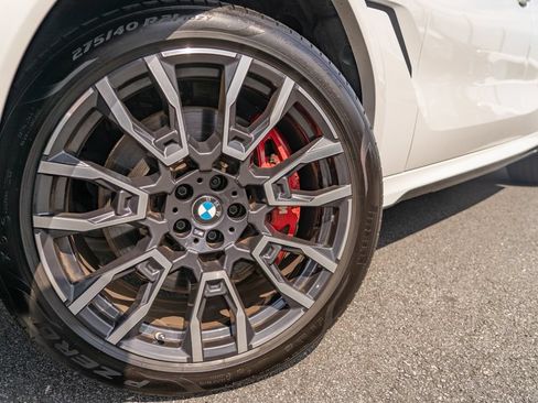 Used 2024 BMW X6 M60i AWD/4WD image 3