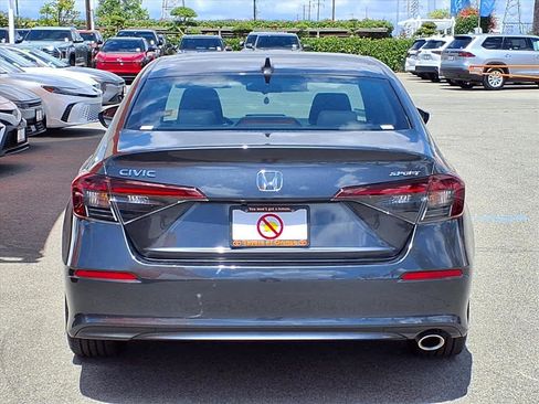 Used 2025 Honda Civic Sport image 5
