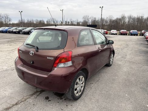 Used 2010 Toyota Yaris 2-Door Hatchback FWD image 6