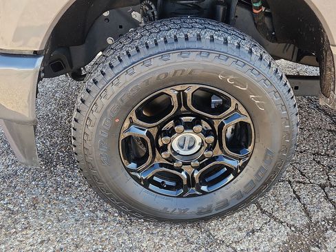 Used 2025 Ford F250 XL w/ STX Appearance Package AWD/4WD image 7