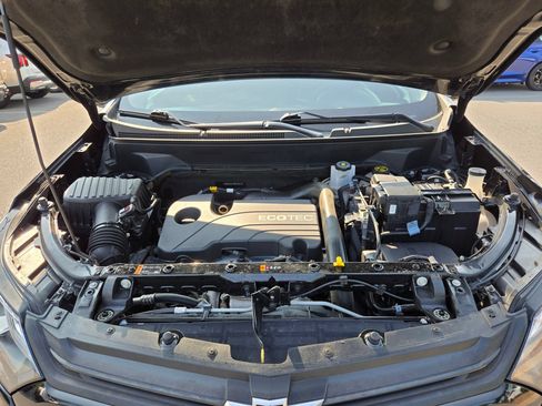 Used 2021 Chevrolet Equinox LT FWD image 19
