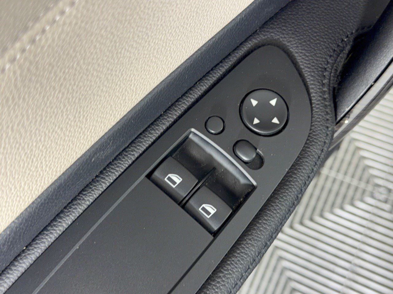 Used 2013 BMW 135i Coupe RWD image 15