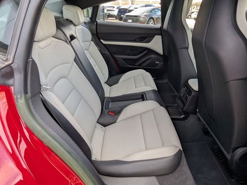 Used 2023 Porsche Taycan 4S image 22