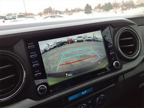 Certified 2023 Toyota Tacoma TRD Off-Road image 23