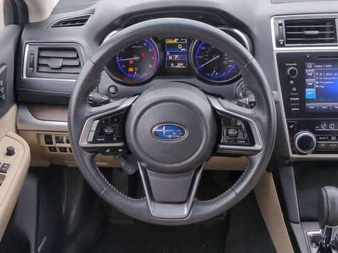 Used 2018 Subaru Outback 2.5i Limited image 23
