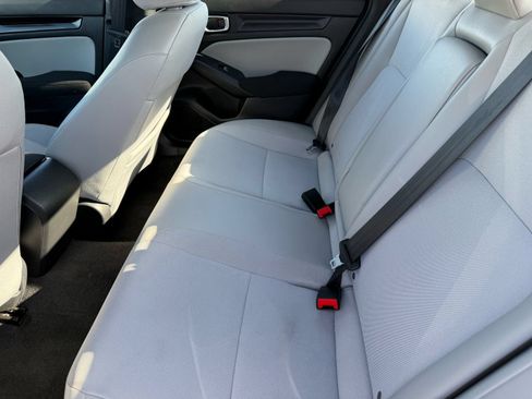 Used 2025 Honda Civic Sport image 27