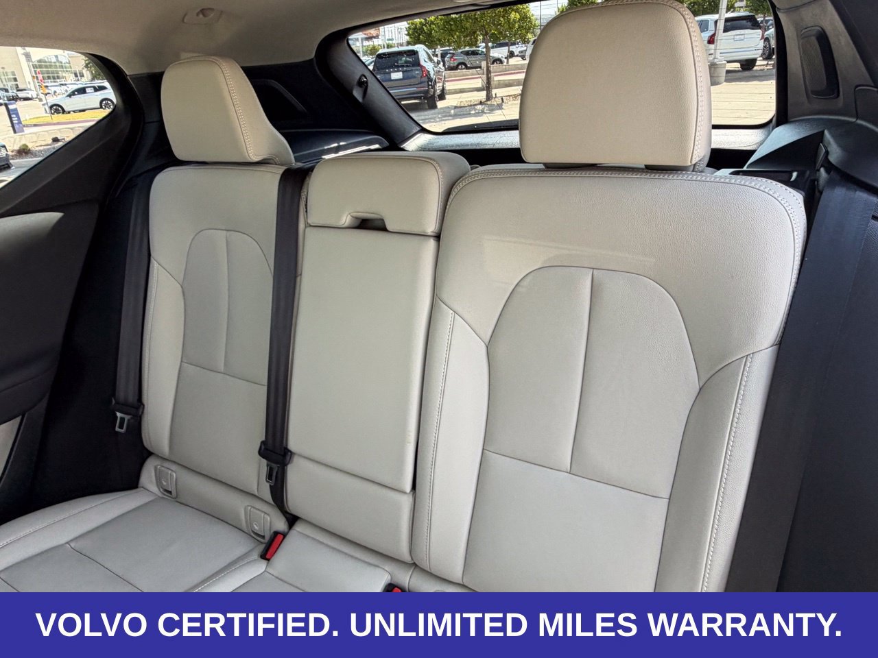 Certified 2025 Volvo XC40 B5 Ultra w/ Protection Package Premier AWD/4WD image 34
