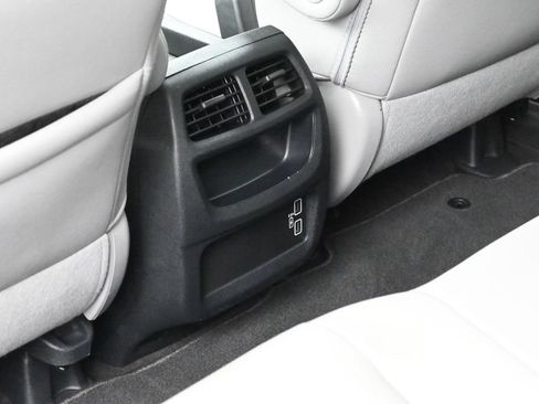 Used 2023 Honda Passport EX-L image 16