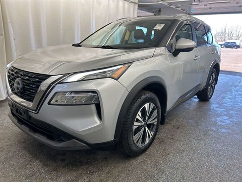 Used 2023 Nissan Rogue SV w/ SV Premium Package AWD/4WD image 1