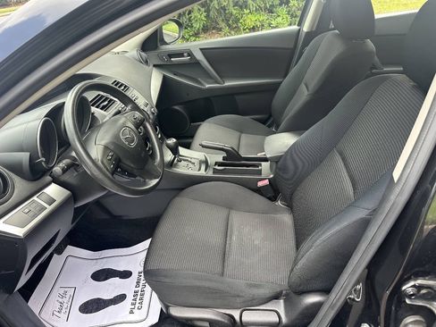 Used 2013 MAZDA MAZDA3 i Sport FWD image 7