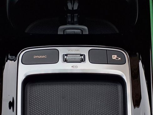 Used 2025 Mercedes-Benz GLA 35 AMG 4MATIC image 17